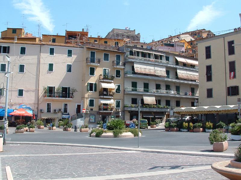 PIAZZAVITTORIOEMANUELE2